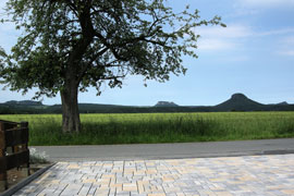 Blick auf Lilienstein und Festung Knigstein  - Schsische Schweiz