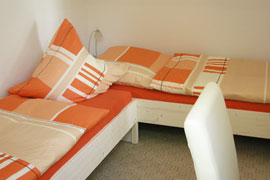 Zweibettschlafzimmer im Erdgeschoss - Ferienhaus Jackl in Rathmannsdorf - Sächsische Schweiz